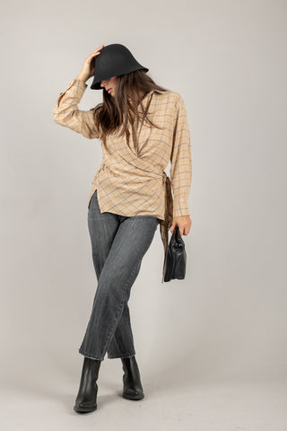 VICOLO - TF1597 - CAMICIA A QUADRI CON NODO LATERALE