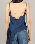 TENSIONE IN - S26TA73 - TOP SATIN ASIMMETRICO CON PIZZO BLU