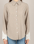 VICOLO - TAB1127 - CAMICIA A QUADRETTI CON POLSINI IN PIZZO MORO PANNA