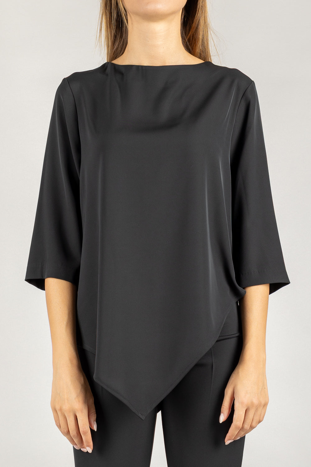 TENSIONE IN - AI25540 - MAGLIA ASIMMETRICA