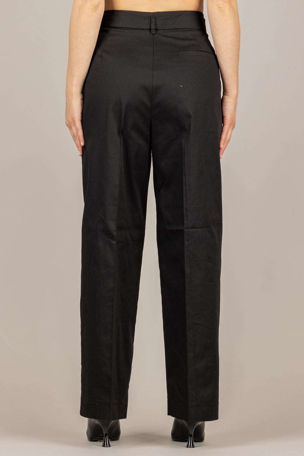 VICOLO - TAB1900 - PANTALONE GAMBA DRITTA CON PINCES NERO