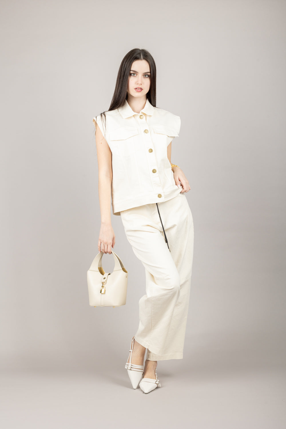 VICOLO - TD1490 - PANTALONE CARROT CON CINTA FINA