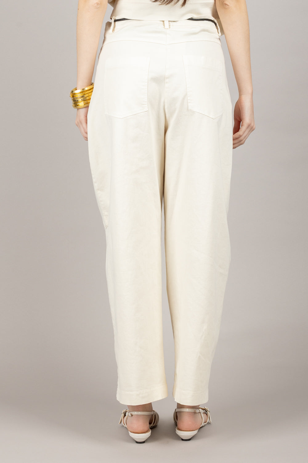 VICOLO - TD1490 - PANTALONE CARROT CON CINTA FINA