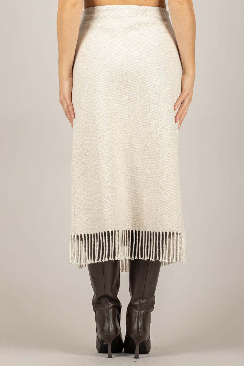 TENSIONE IN - 38151 - GONNA LONGUETTE CON BOTTONE E FRANGE