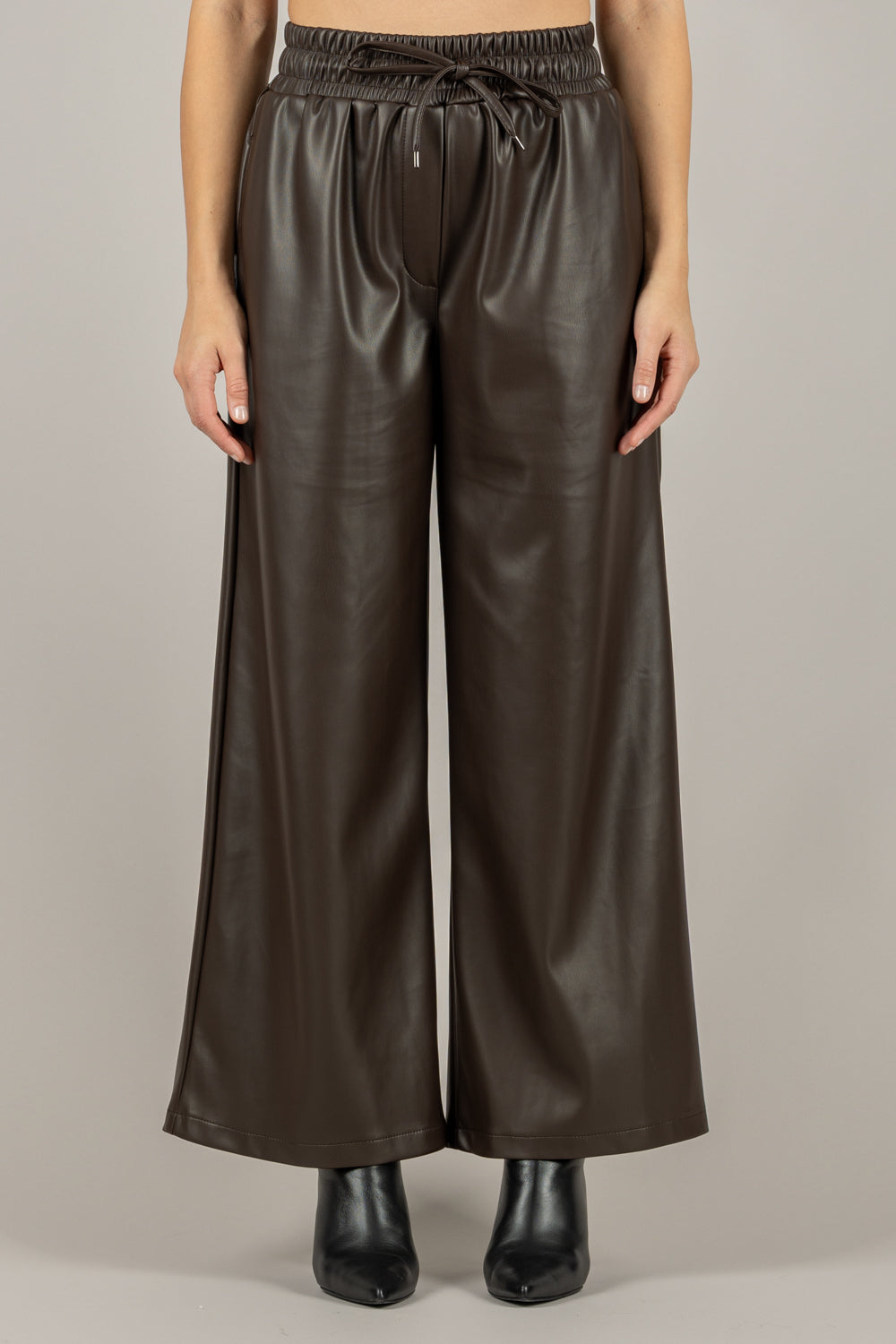 TENSIONE IN - 26P1429  - PANTALONE IN ECOPELLE CON ELASTICO IN VITA