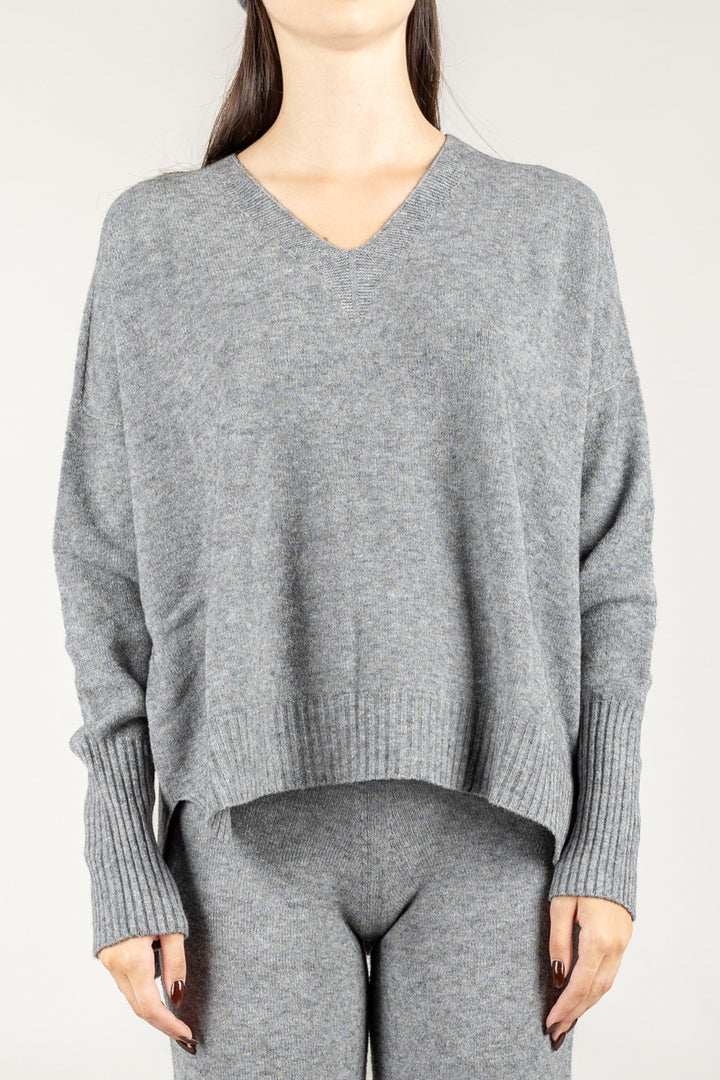 KONTATTO - 3M0842CN - MAGLIA SCOLLO A V OVER
