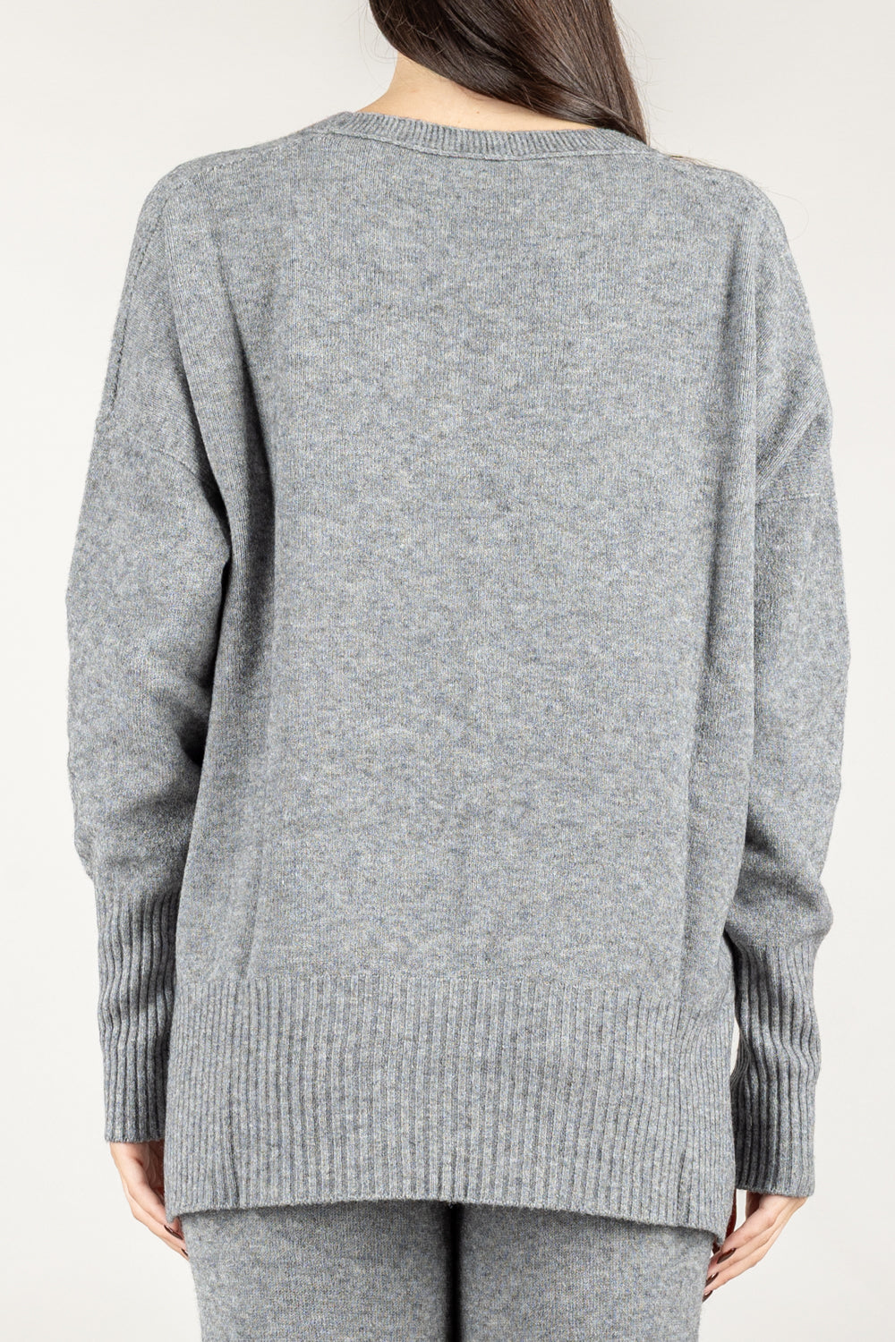 KONTATTO - 3M0842CN - MAGLIA SCOLLO A V OVER