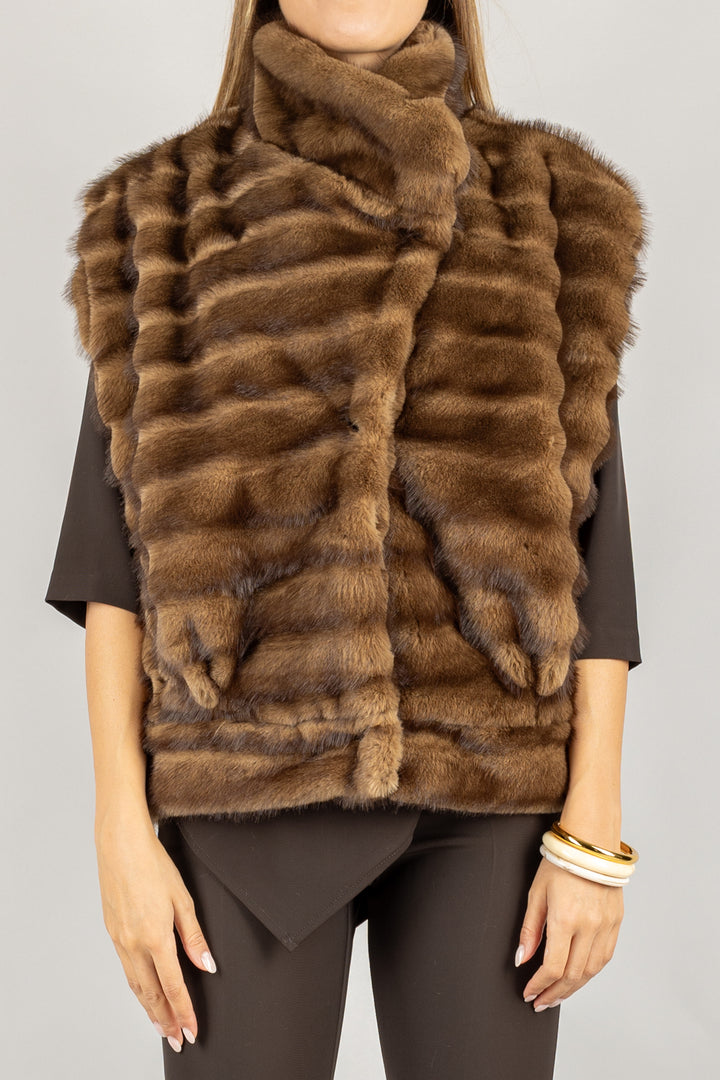 TENSIONE IN - HN344 - GILET ECOPELLICCIA CHIUSURA ASIMMETRICA