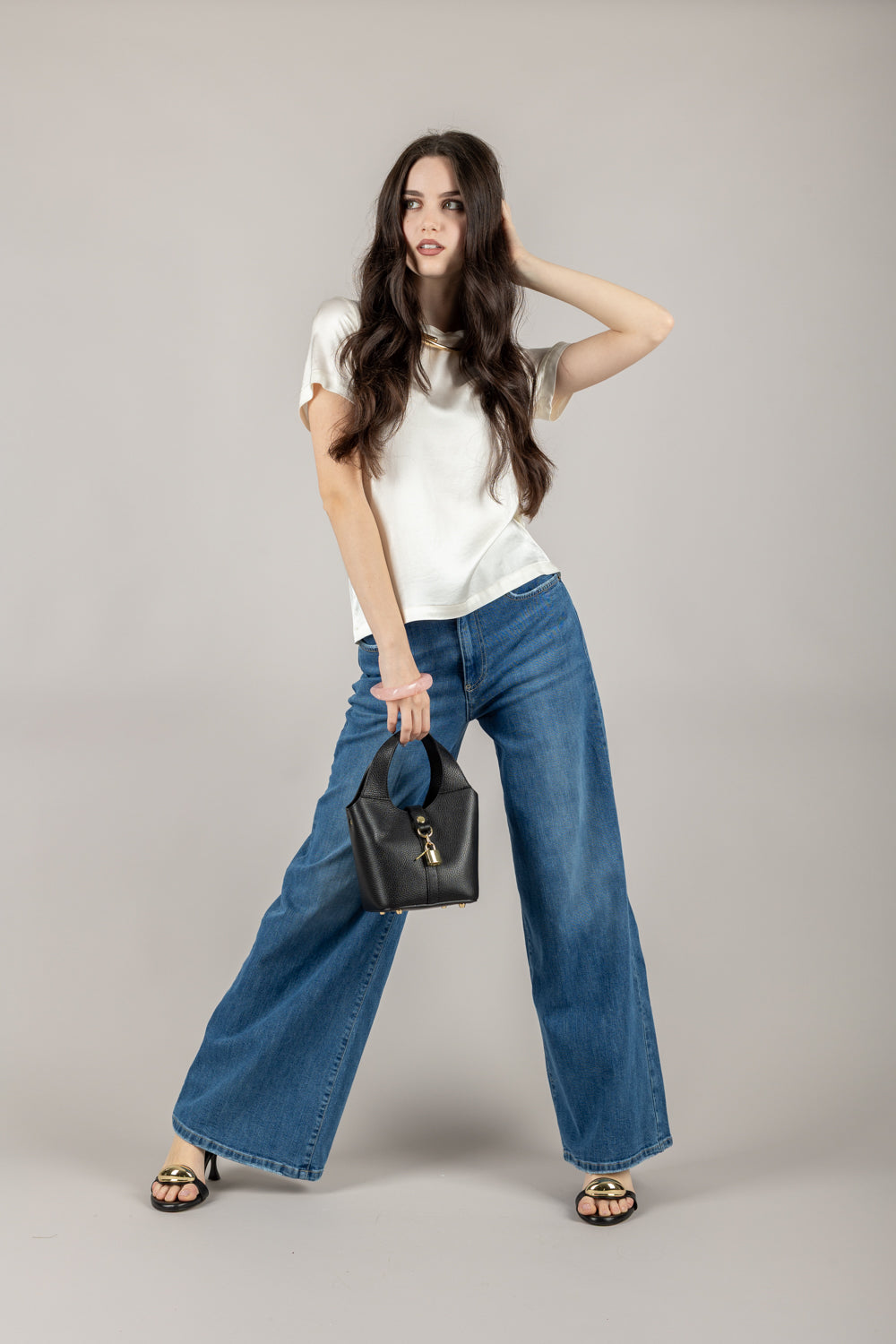 VICOLO - TD0007 - T-SHIRT IN SATIN