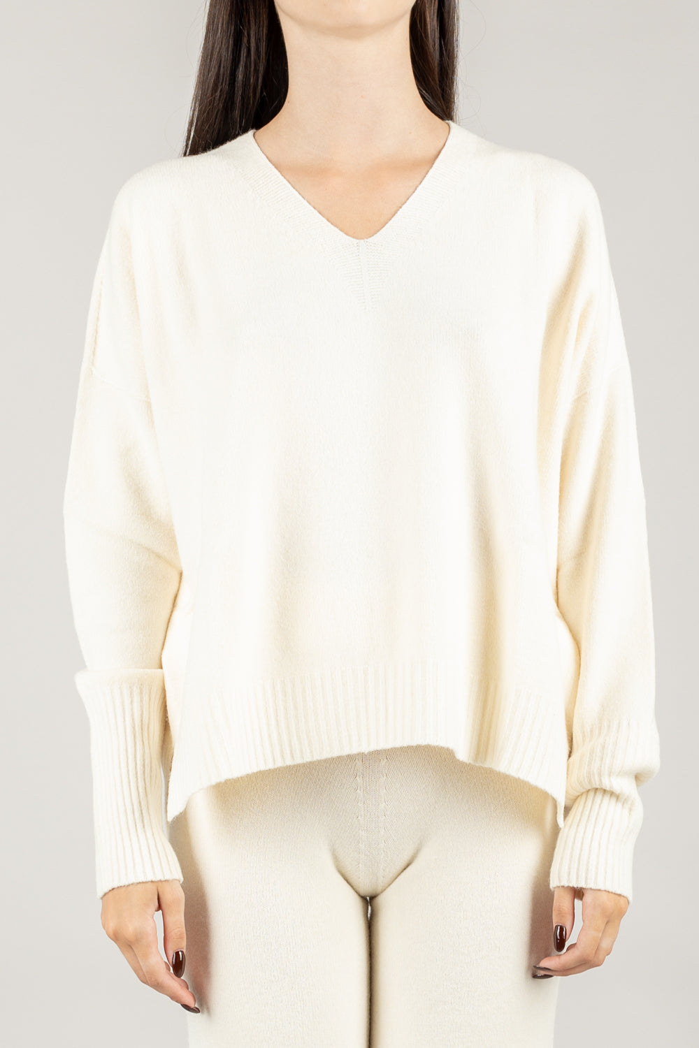 KONTATTO - 3M0842CN - MAGLIA SCOLLO A V OVER