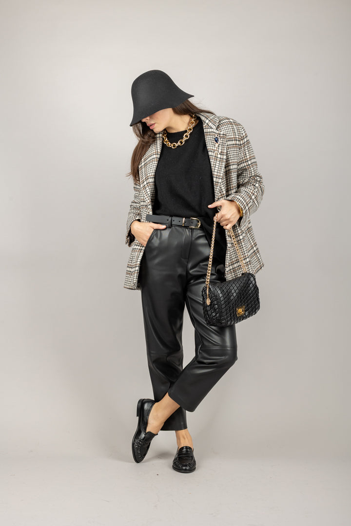 TENSIONE IN - 26P1176 - PANTALONE CARROT IN ECOPELLE