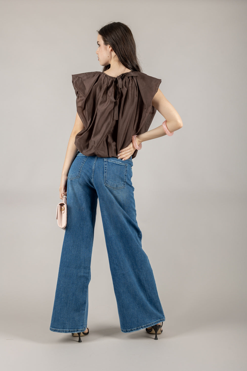 VICOLO - TD2345 - BLUSA FIOCCO SCHIENA