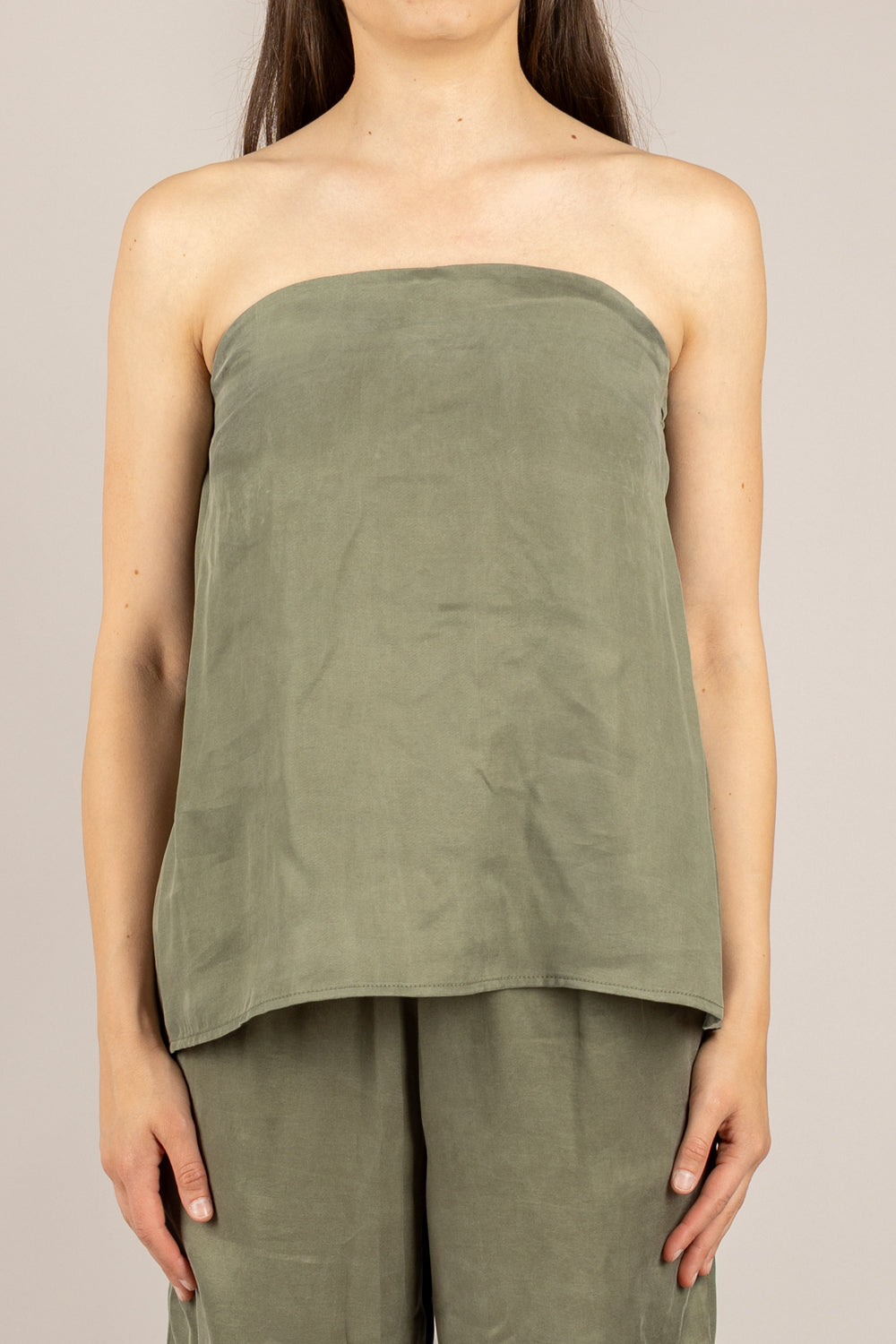 TENSIONE IN - YO1526 - SET TOP E PANTALONE IN CUPRO VERDE