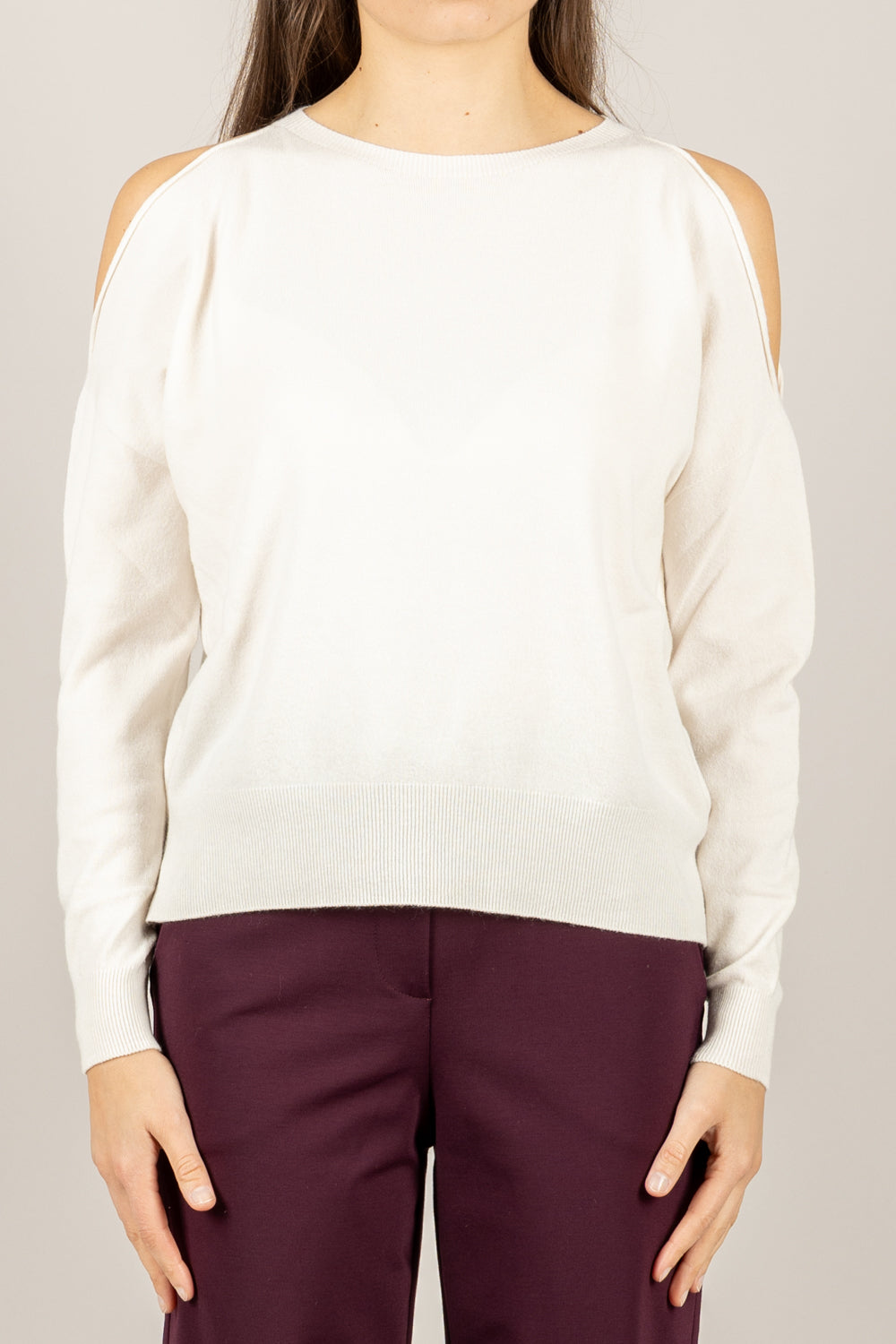 VICOLO - 22213F - MAGLIA CUT-OUT SPALLE