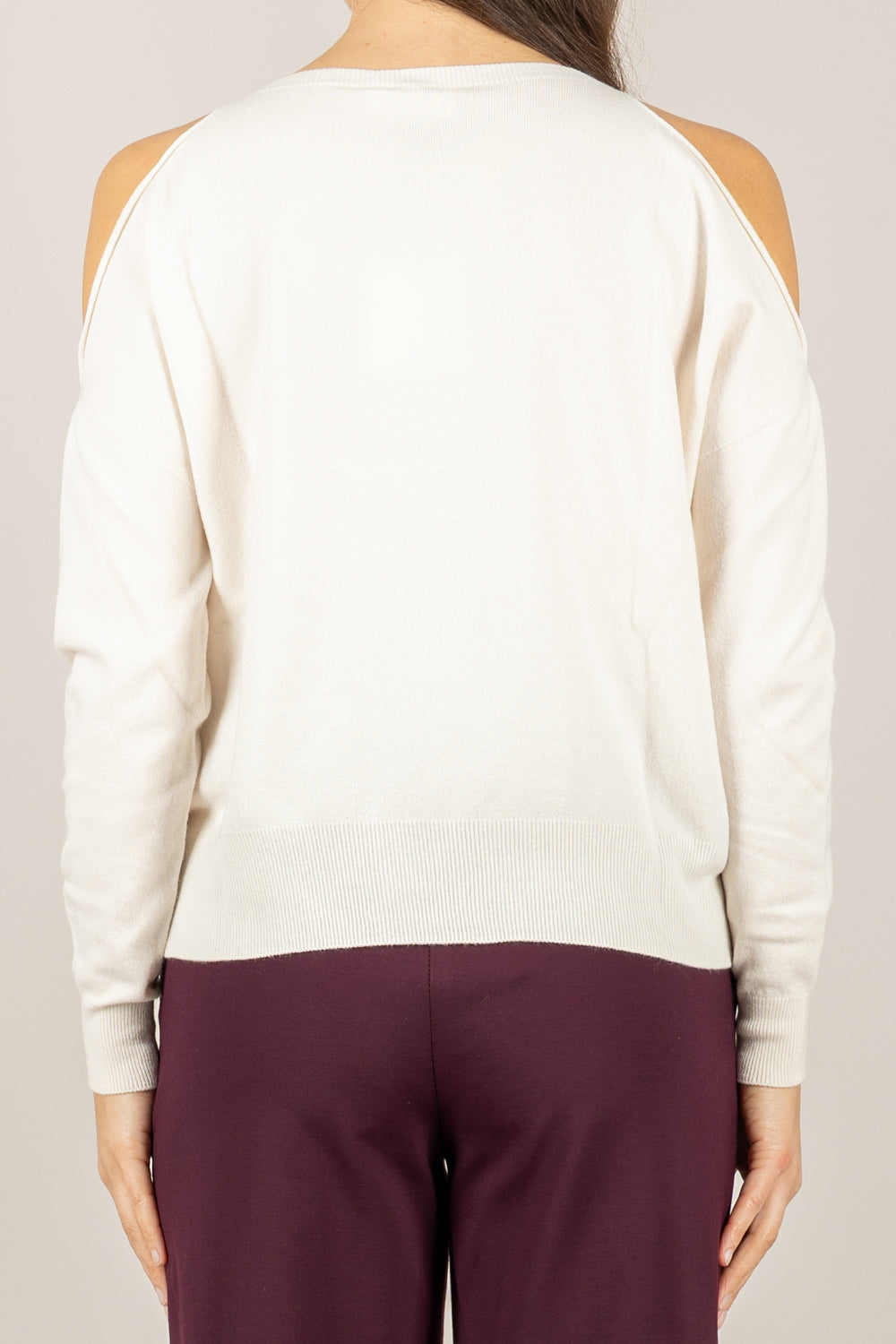 VICOLO - 22213F - MAGLIA CUT-OUT SPALLE