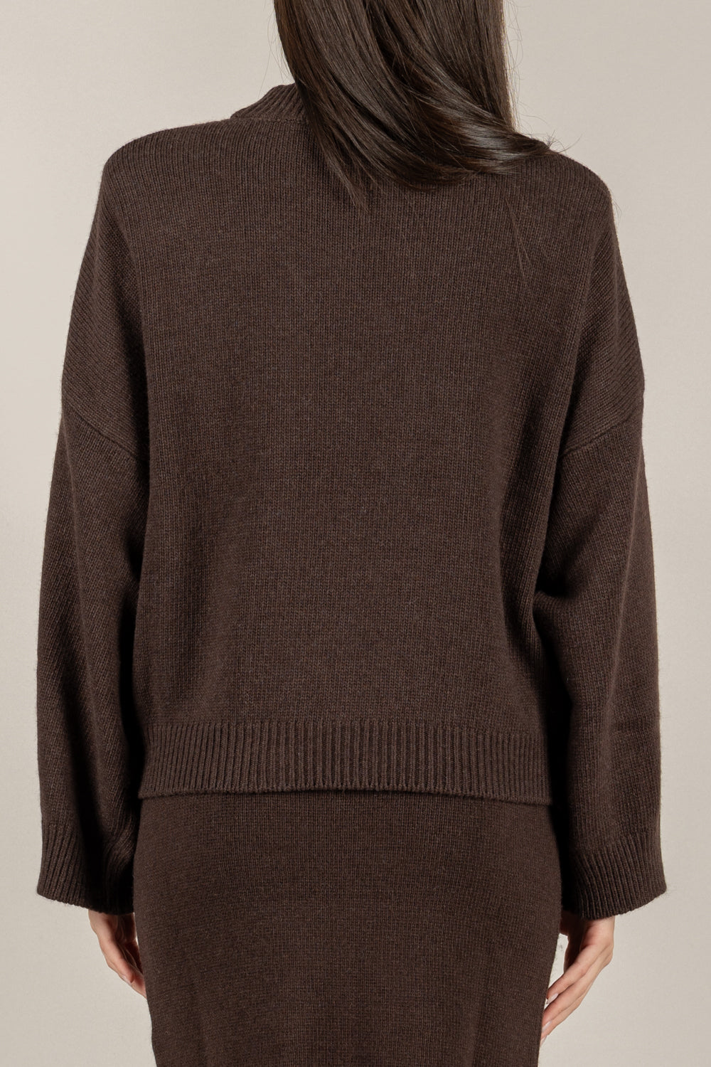 VICOLO - 55193F - MAGLIA SPALLINE CUCITURA FRONTALE