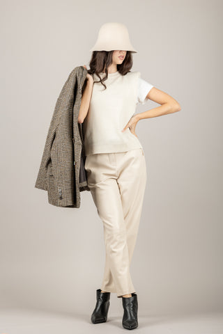 TENSIONE IN - D80088 - MAGLIA SMANICATA CON SPALLINE