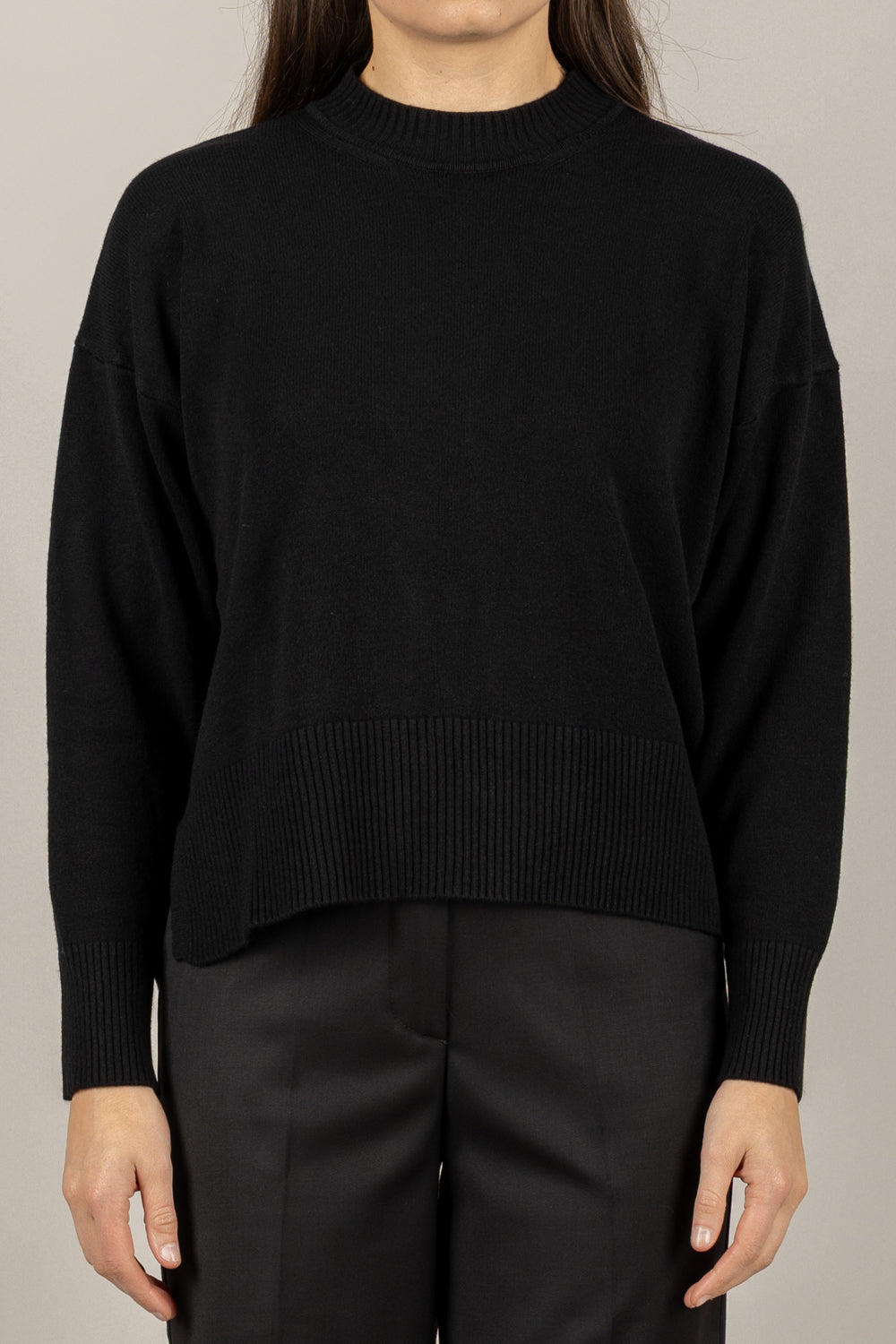 VICOLO - 77341F - MAGLIA GIROCOLLO DETTAGLI A COSTINE