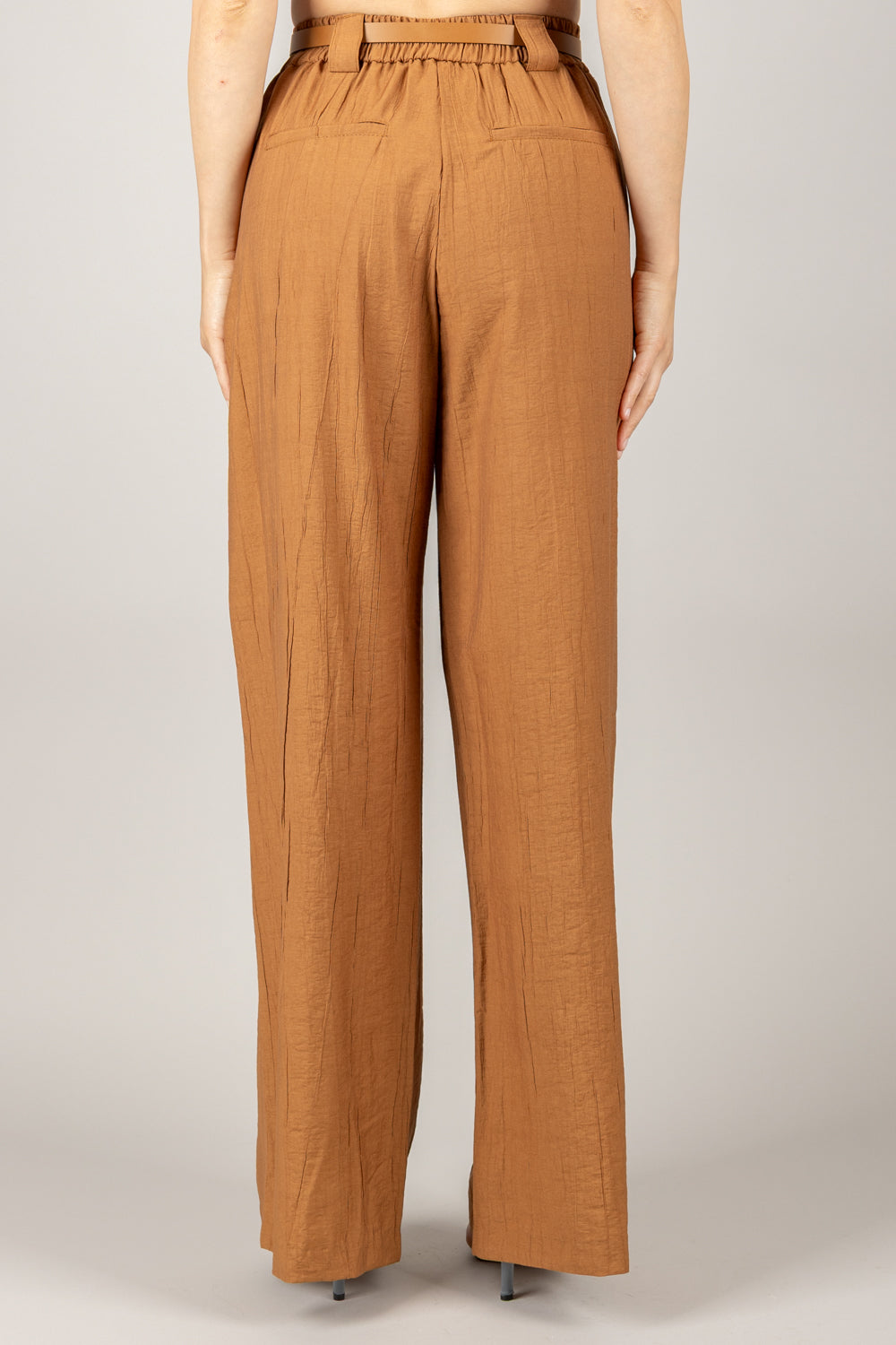 TENSIONE IN - 25P7789 - PANTALONE GOFFRATO CON CINTURA