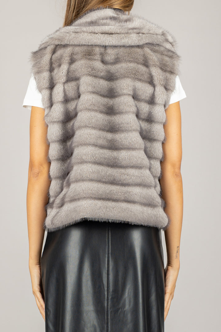 TENSIONE IN - W25J533 - GILET ECOPELLICCIA CON SPILLA
