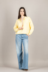 VICOLO - 2AB2090 - MAGLIA POLO GIALLINA CON SCOLLO A V