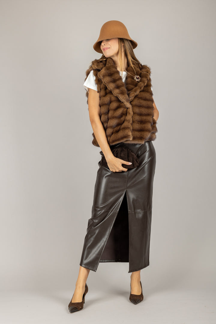 TENSIONE IN - W25J533 - GILET ECOPELLICCIA CON SPILLA