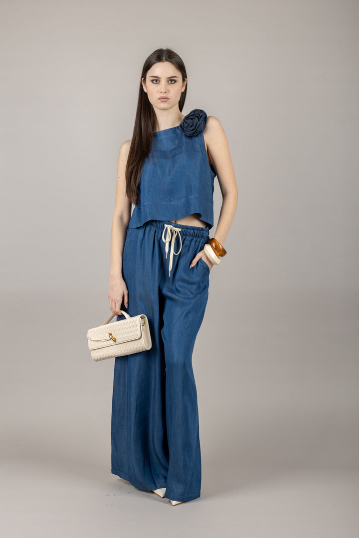 TENSIONE IN - 25T7449 - TOP JEANS CON SPILLA FIORE