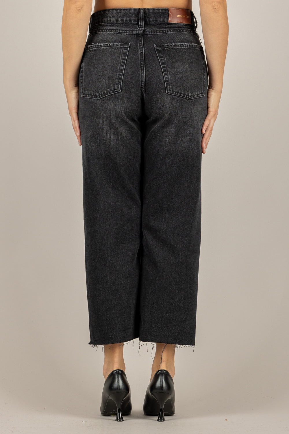 TENSIONE IN - TOM-CUT-BLK - JEANS TAGLIO VIVO