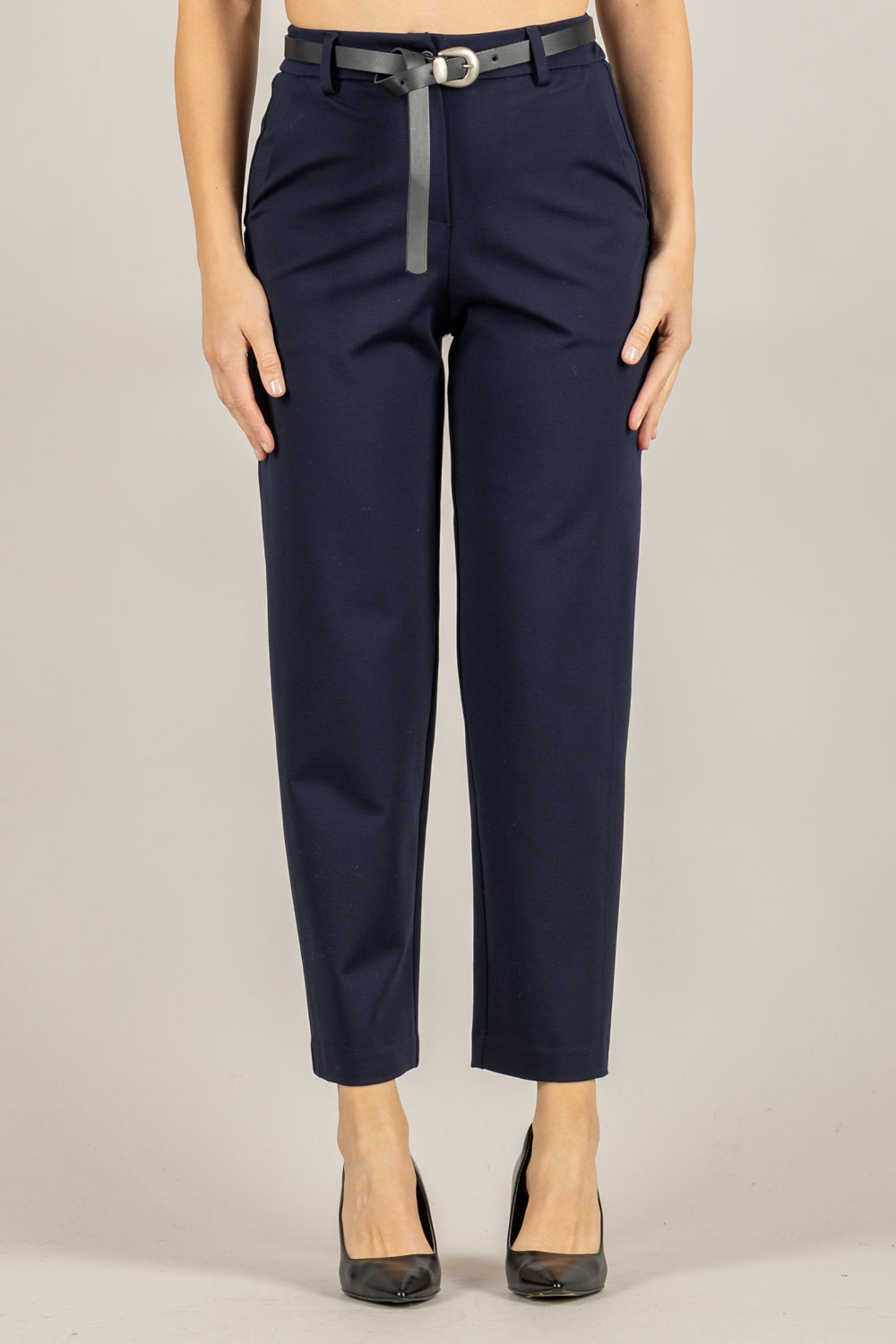 TENSIONE IN - 26P1202 - PANTALONE CARROT IN PUNTO MILANO CON CINTA