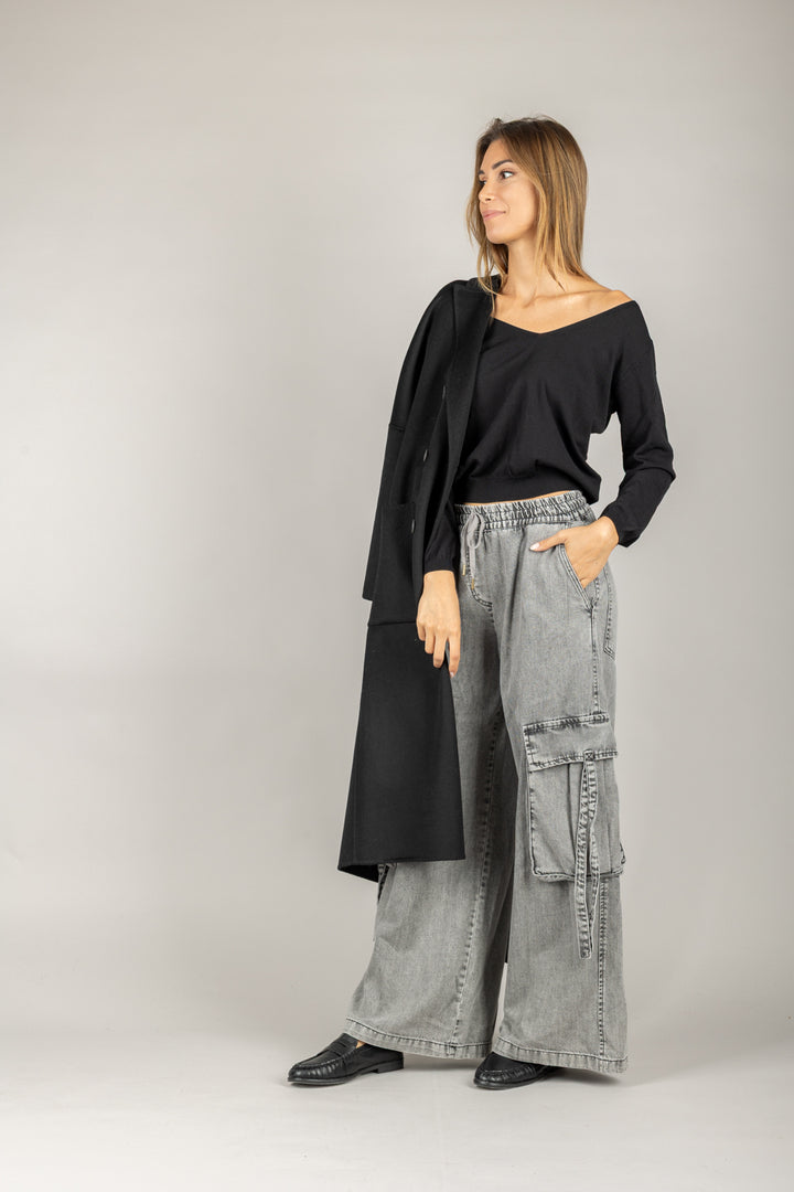 VICOLO - 44034F - MAGLIA CROP SCOLLO A V
