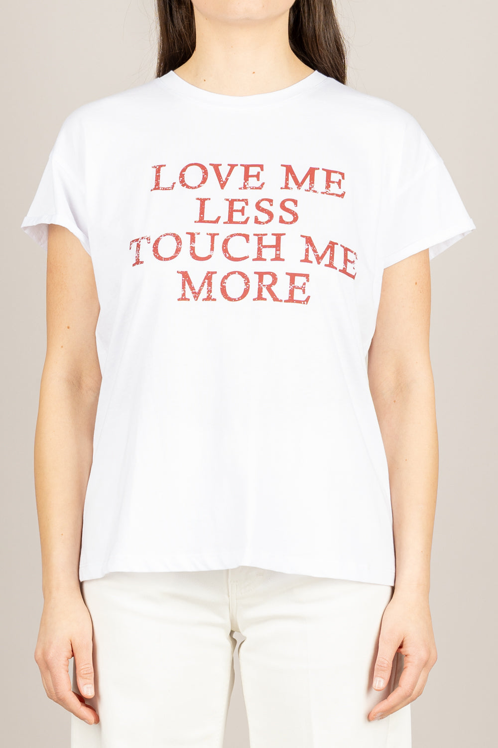 TENSIONE IN - 26M3978 - T-SHIRT LOVE ME LESS TOUCH ME MORE  BIANCO