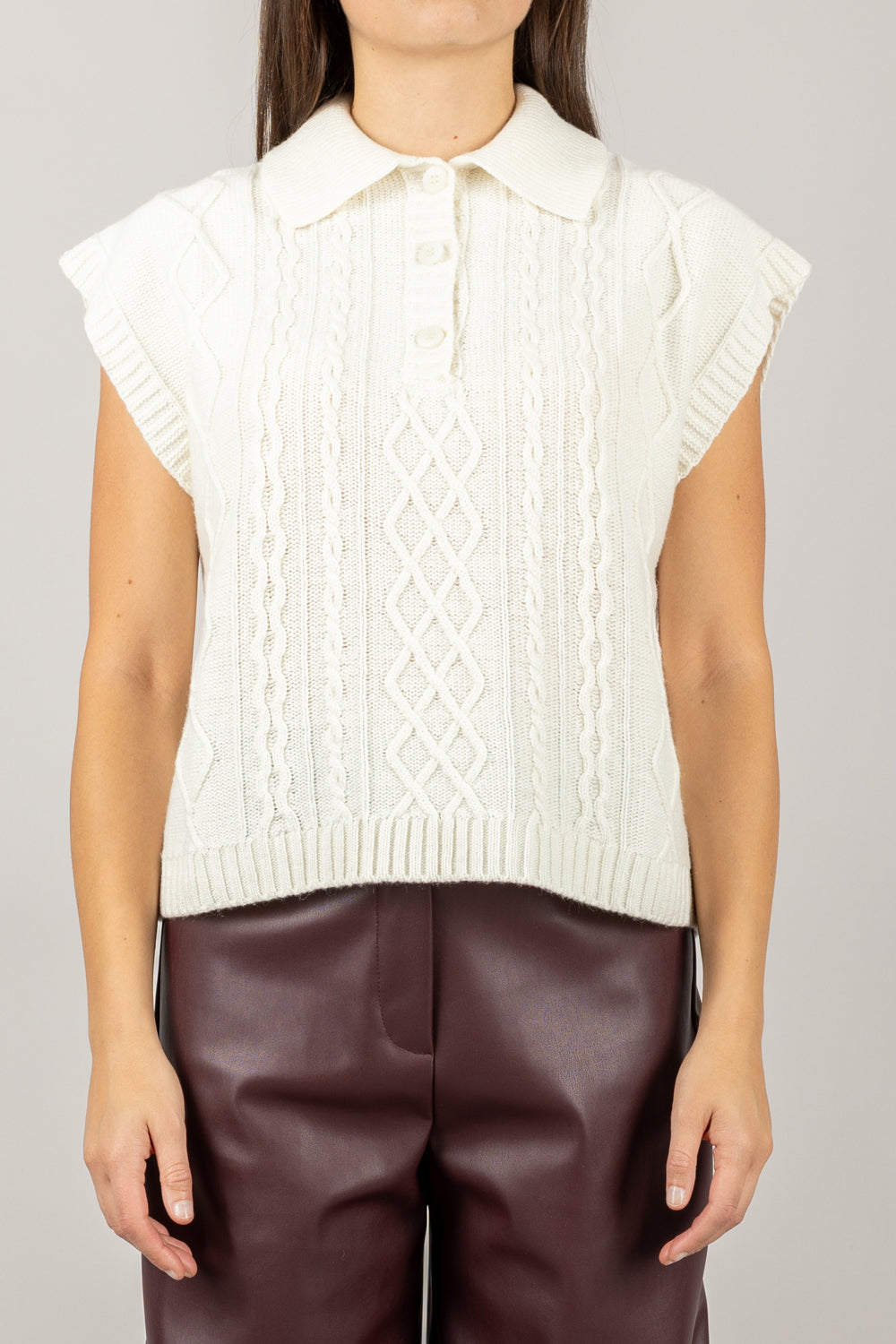 TENSIONE IN - D80967 - GILET CON COLLETTO E RICAMI