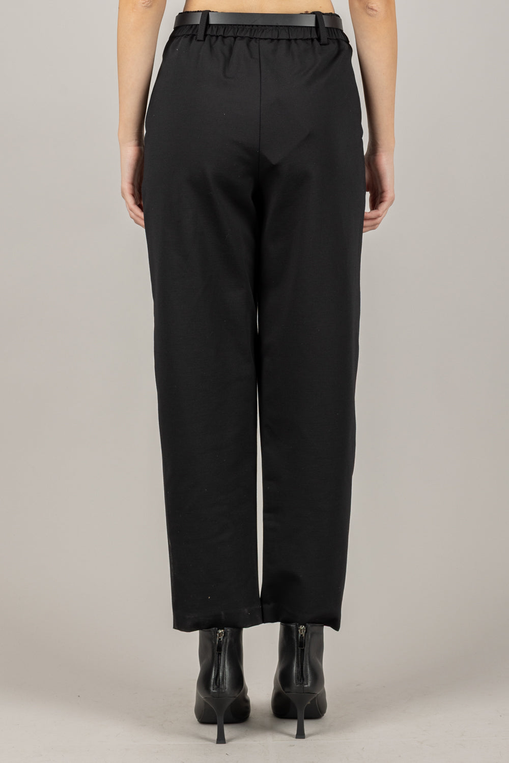 TENSIONE IN - 26P1202 - PANTALONE CARROT IN PUNTO MILANO CON CINTA