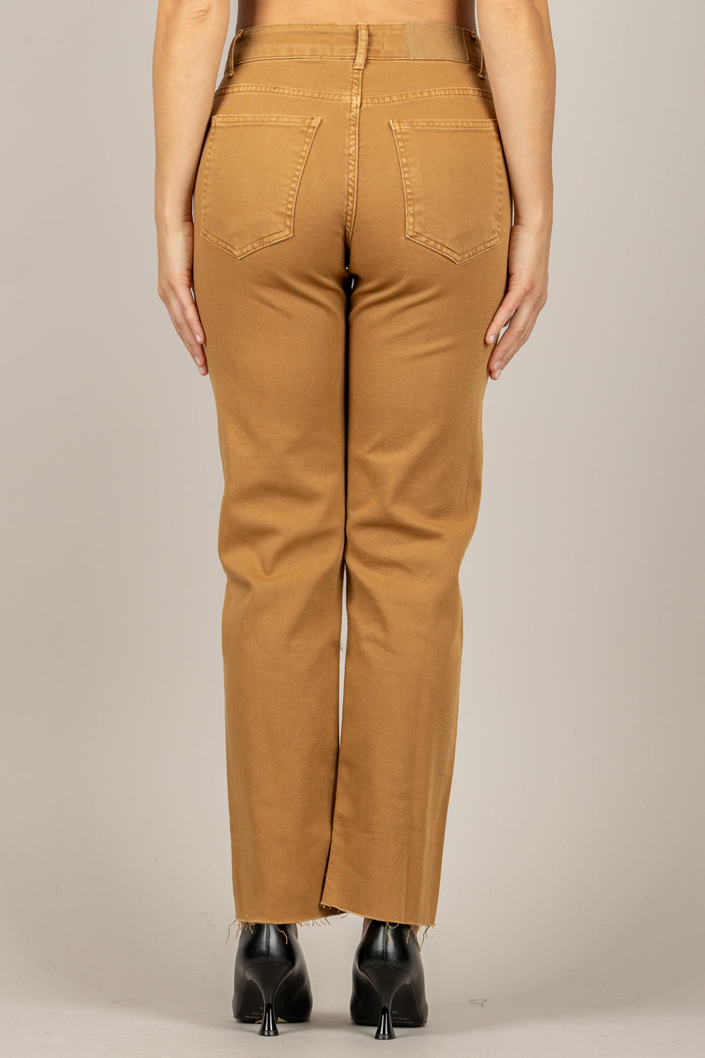 TENSIONE IN - CJ12704 - JEANS CROP TAGLIO VIVO