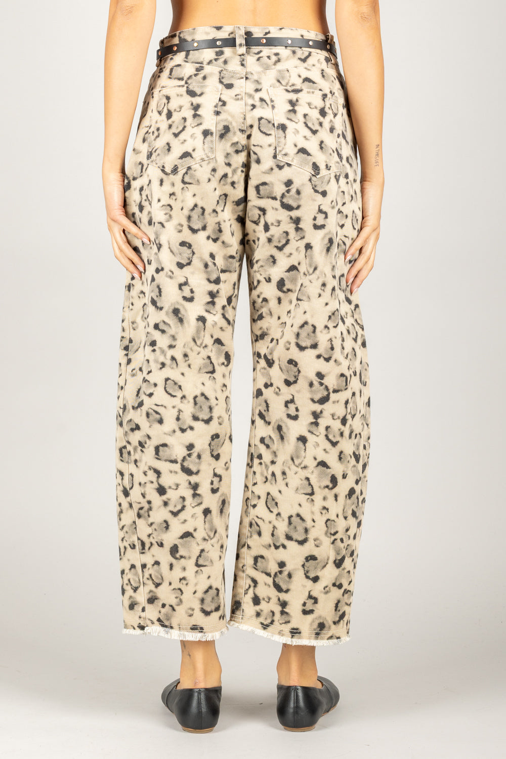 TENSIONE IN - W25P252 - PANTALONE ANIMALIER CON CINTA