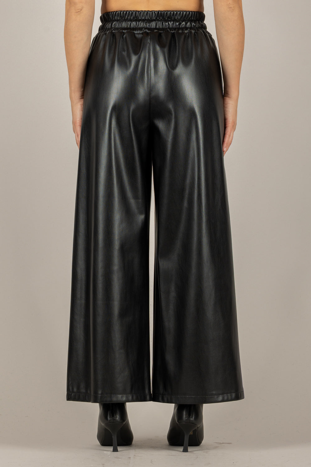 TENSIONE IN - 26P1429  - PANTALONE IN ECOPELLE CON ELASTICO IN VITA