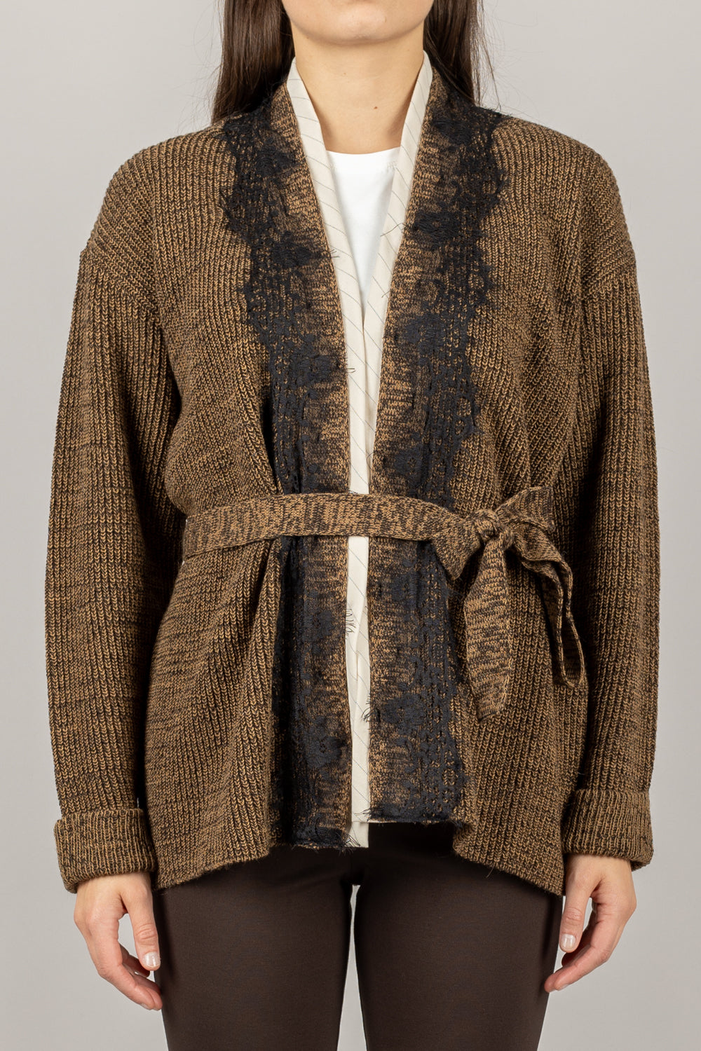 VICOLO - 77302F - CARDIGAN DETTAGLIO IN PIZZO CON CINTA