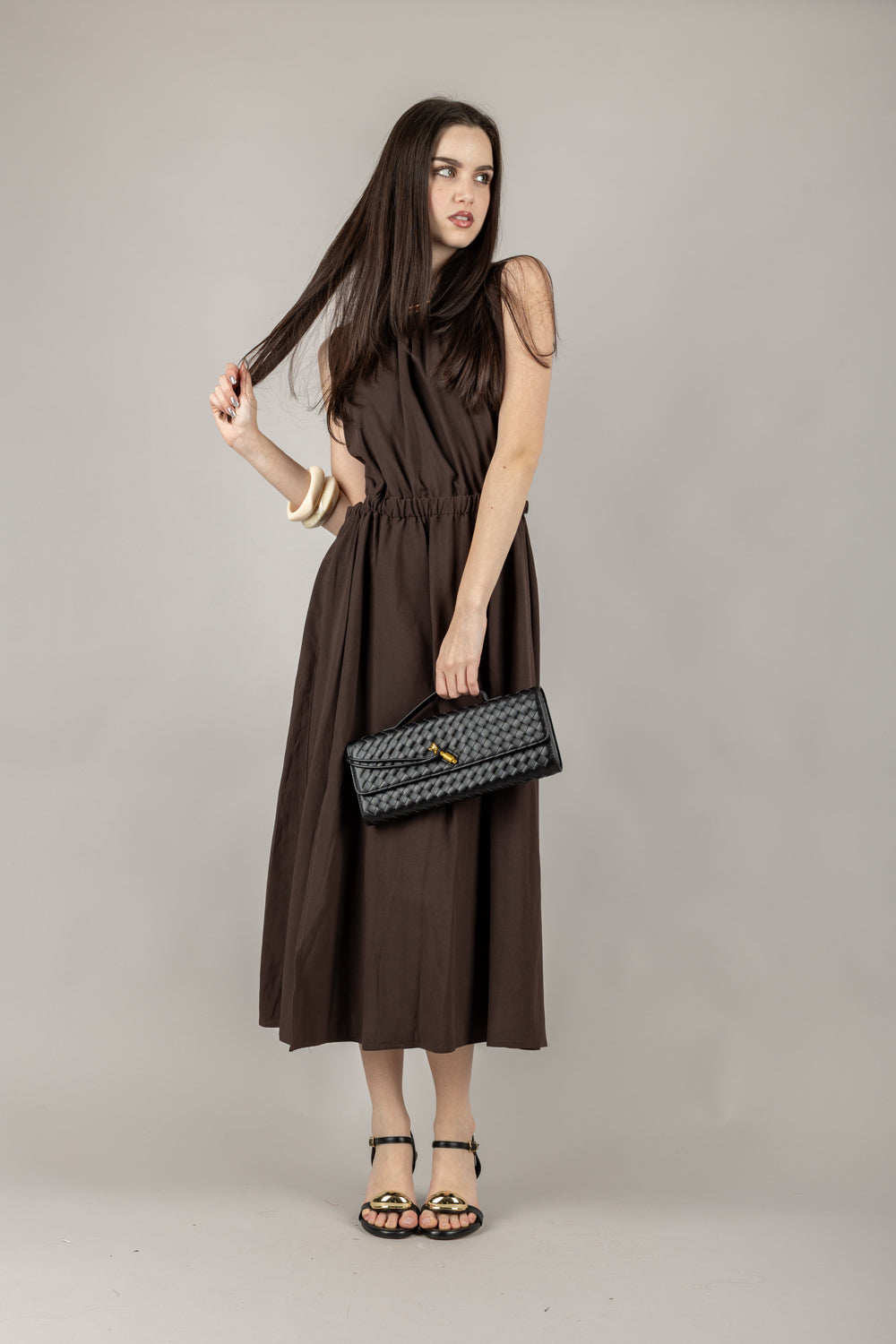 VICOLO - TD2312 - ABITO ELASTICATO CON SCOLLO PROFONDO SCHIENA