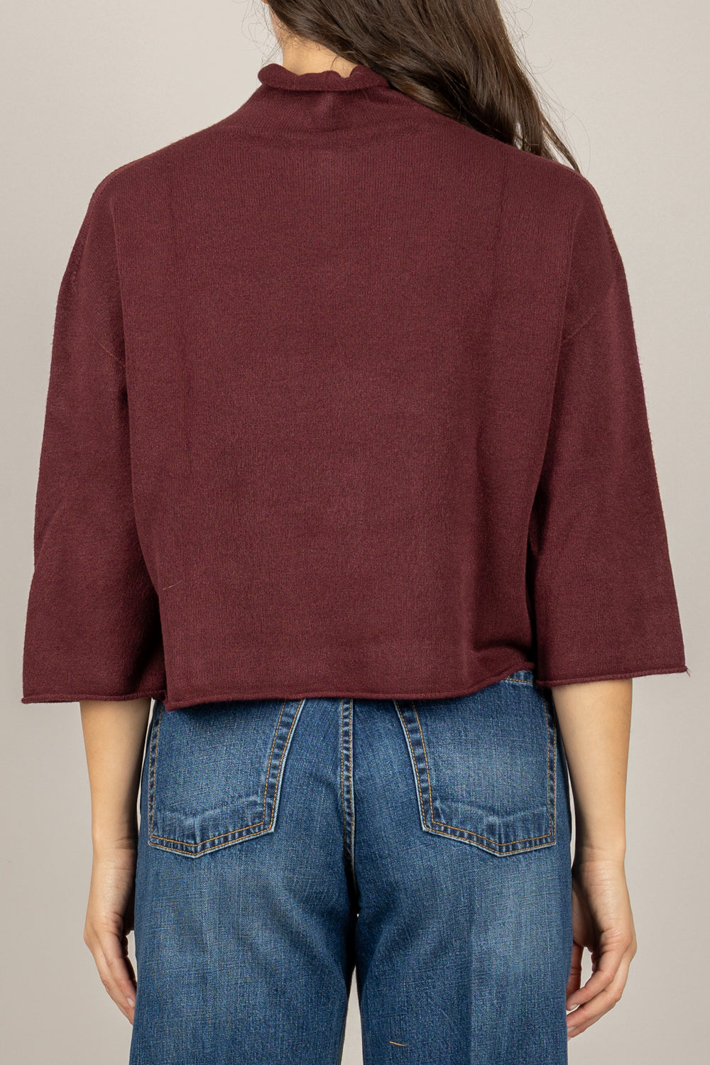 TENSIONE IN - IT1176AI25 - MAGLIA CROP COLLO ALTO CON MANICA 3/4