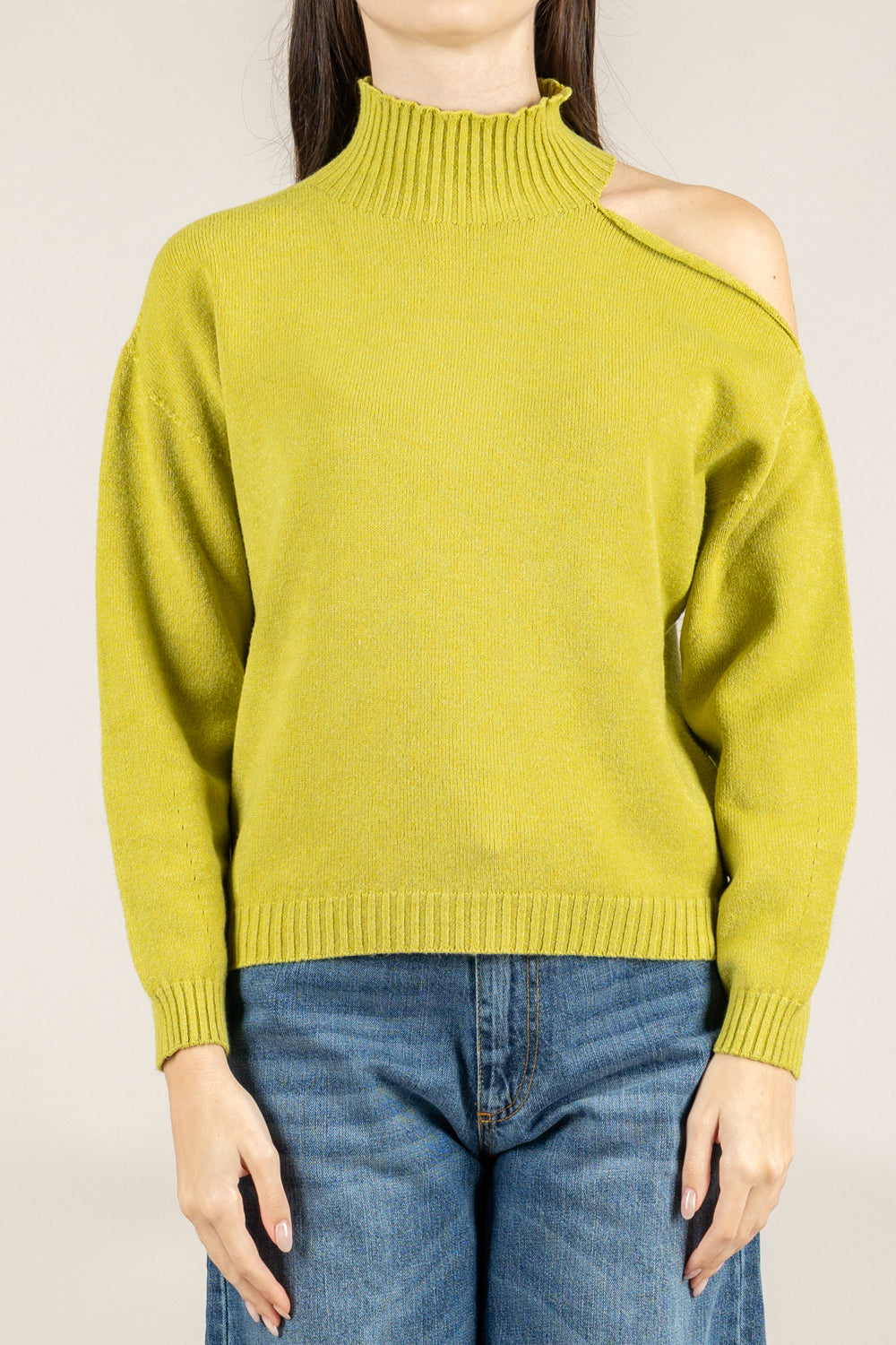 VICOLO - 77312F - MAGLIA CUT-OUT SULLA SPALLA