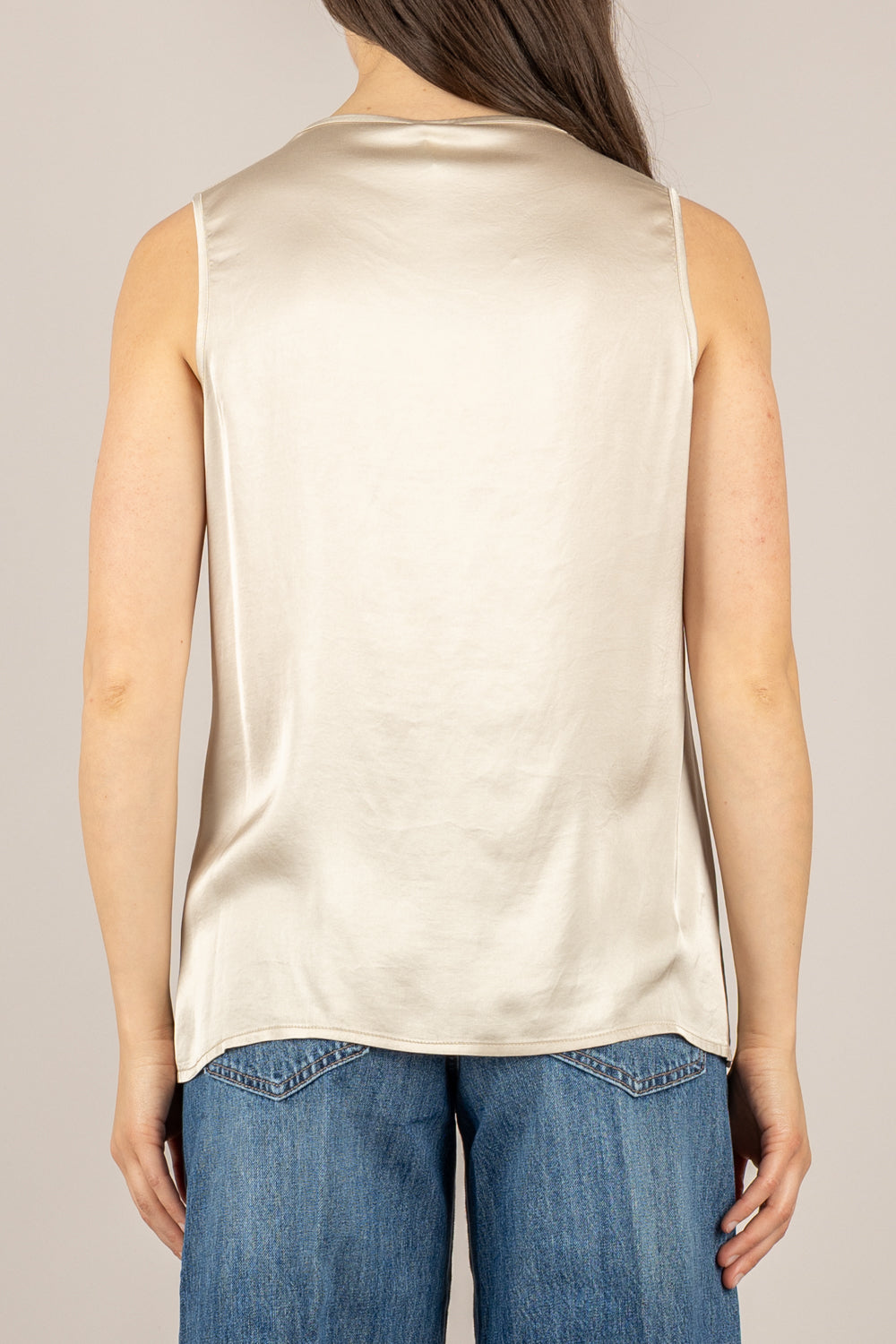 EMUNA' - ZC82209 - T-SHIRT IN SATIN SCOLLO A V BURRO