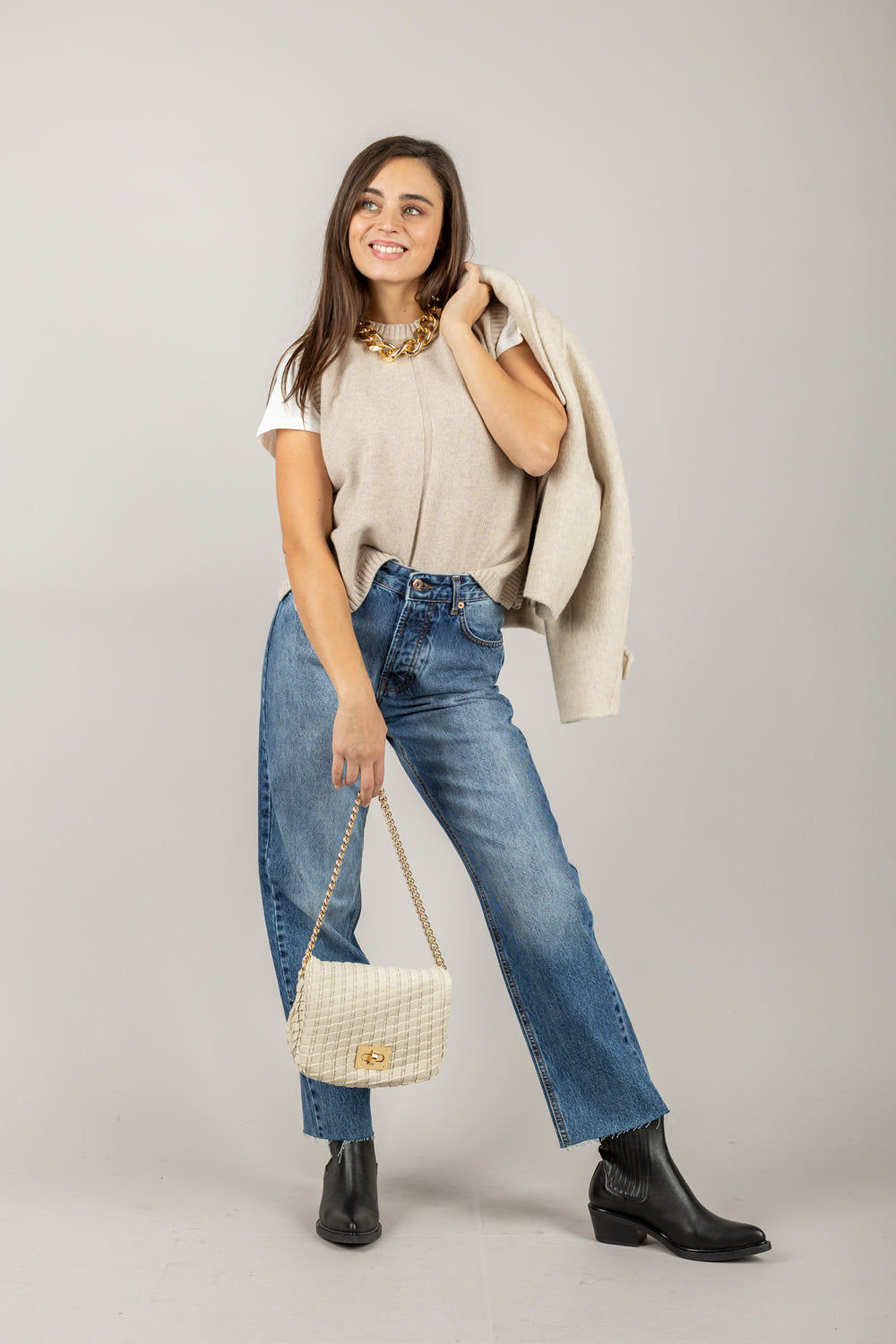 VICOLO - 77215F - GILET GIROCOLLO CON DETTAGLIO FRONTALE