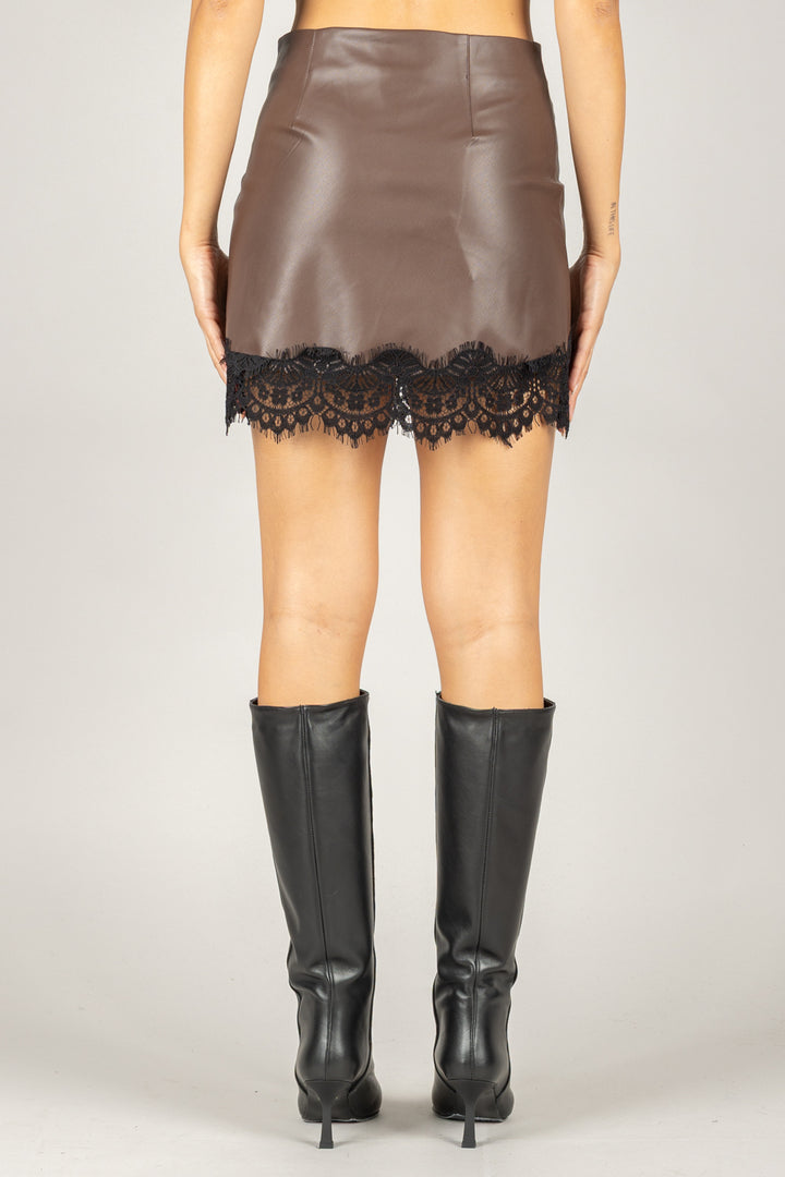 TENSIONE IN - 37652 - GONNA MINI ECOPELLE CON PIZZO