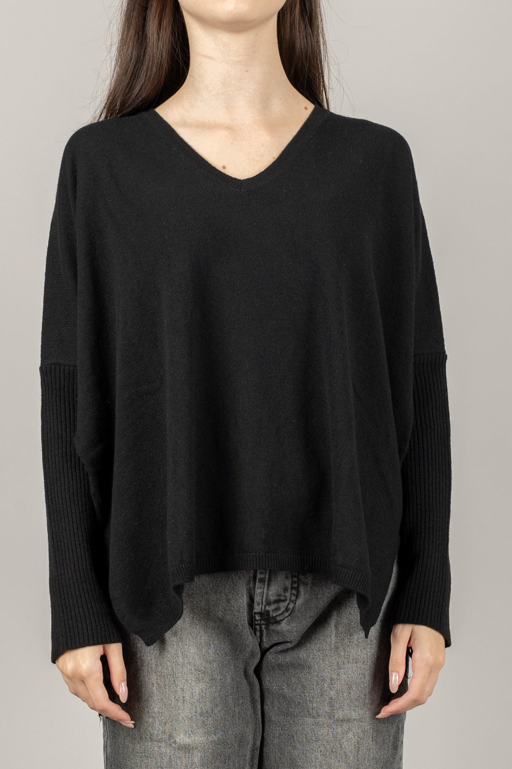 KONTATTO - 3M1074NI - MAGLIA SCOLLO A V CON FRANGE