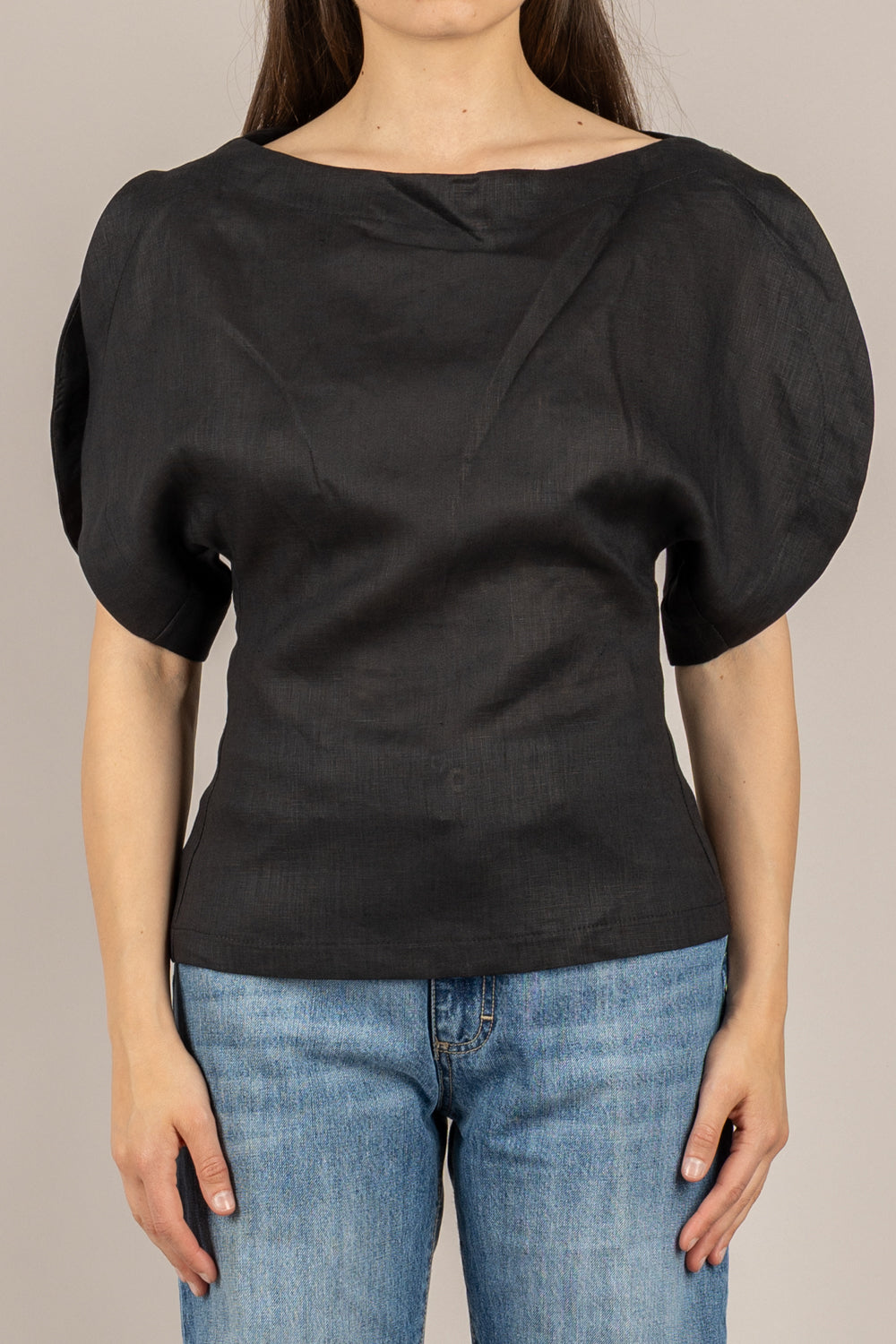 VICOLO - TAB2351 - BLUSA SFIANCATA IN LINO NERO