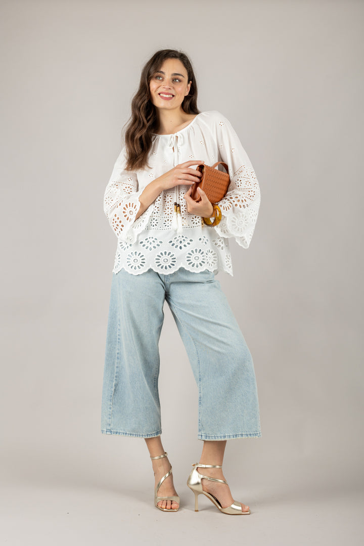 HAVEONE - CAO-N380 - BLUSA RICAMO