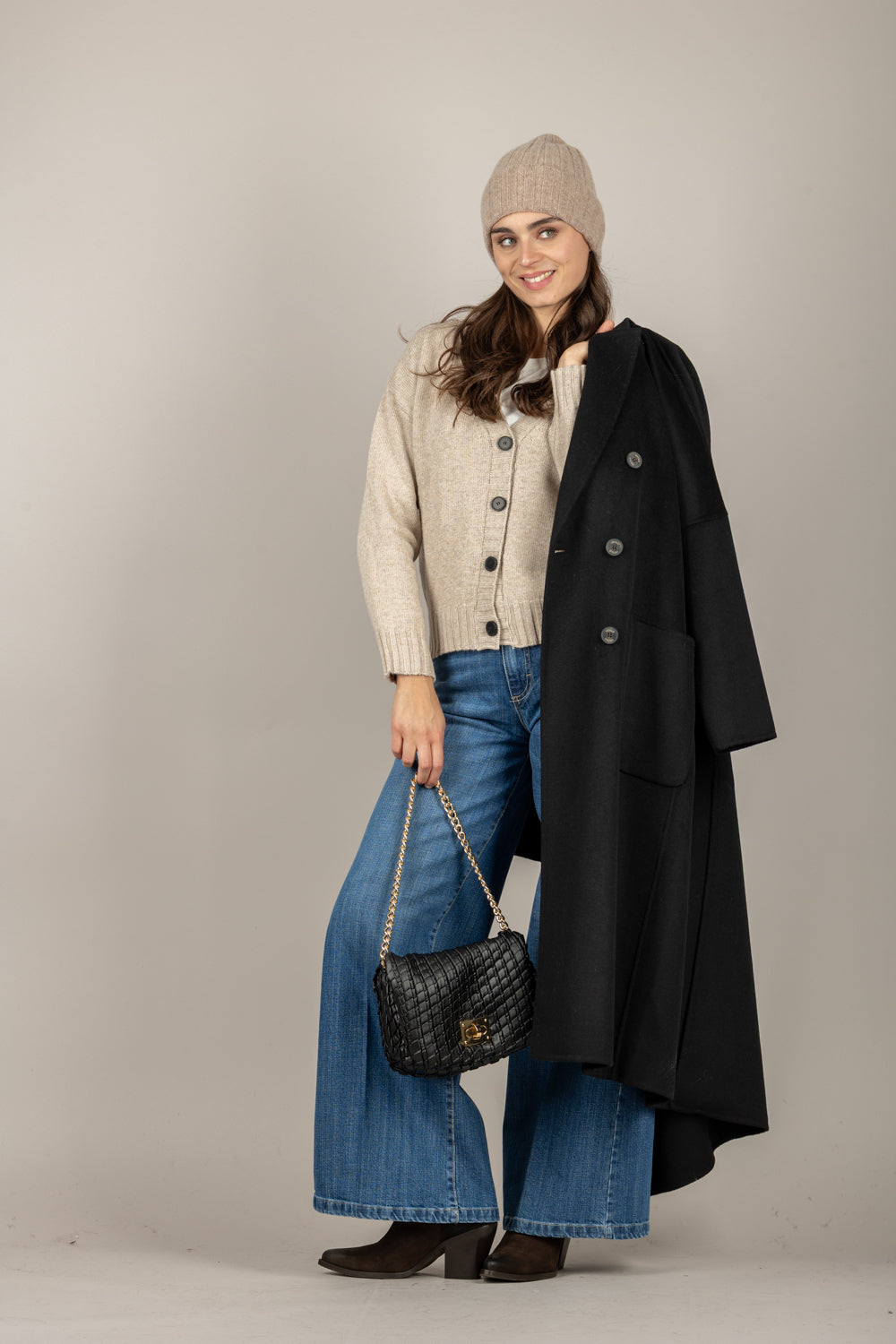 VICOLO - 77104F - CARDIGAN SCOLLO A V A COSTINE