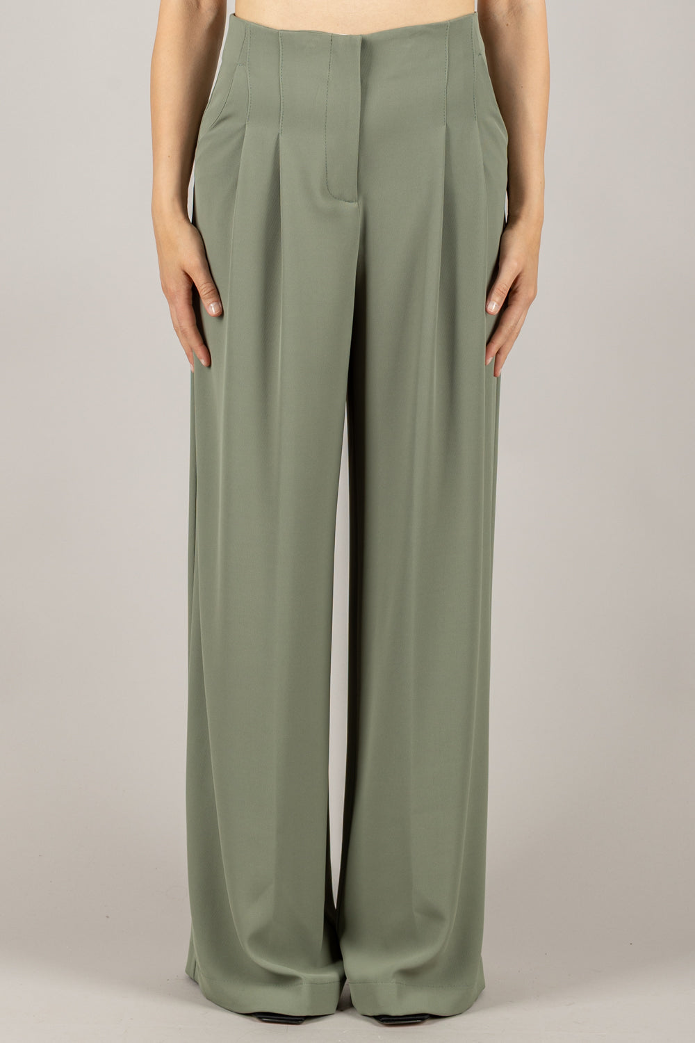KONTATTO - MA3043N/MA3042N - COMPLETO GIACCA MANICA CORTA E PANTALONE FLUIDO