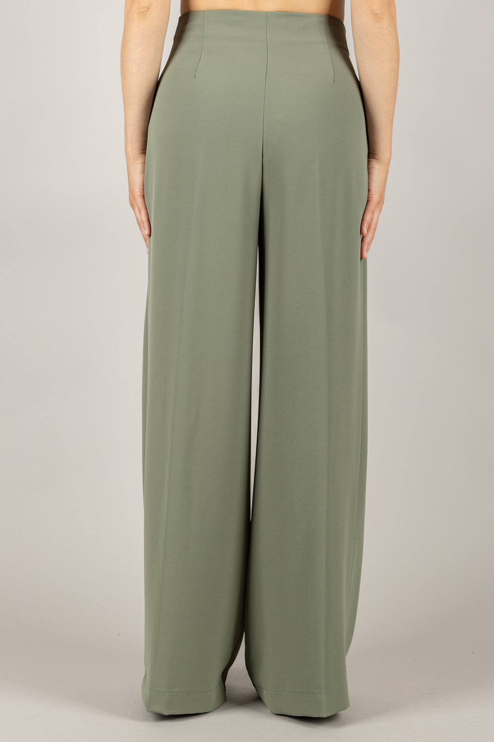 KONTATTO - MA3043N/MA3042N - COMPLETO GIACCA MANICA CORTA E PANTALONE FLUIDO