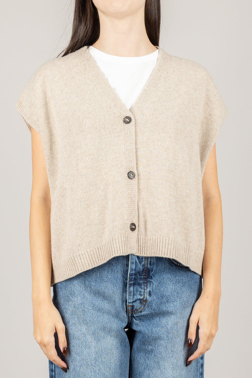 TENSIONE IN - D80014 - GILET SCOLLO A V CON BOTTONI